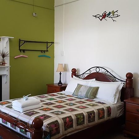 Suites On Avon York Esterno foto
