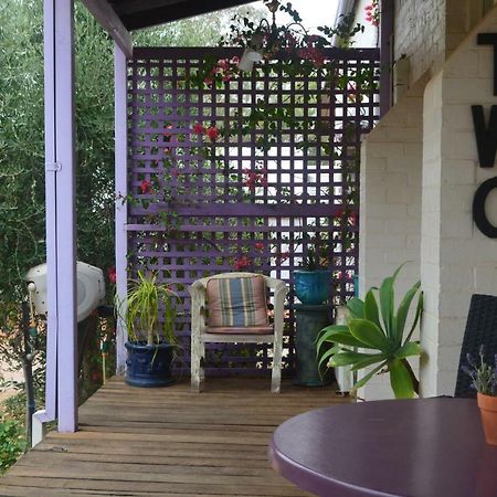 Suites On Avon York Esterno foto